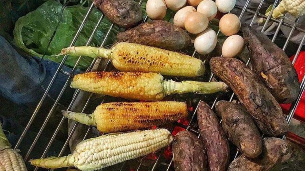 Grilled Corn & Sweet Potatoes Hue night food tour